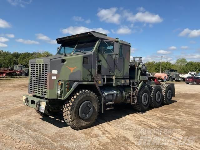 Oshkosh M1070 Автомобили за пътна помощ