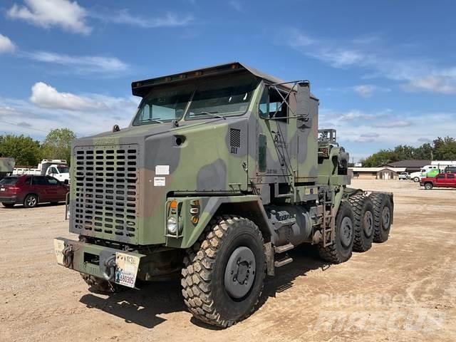 Oshkosh M1070 Автомобили за пътна помощ