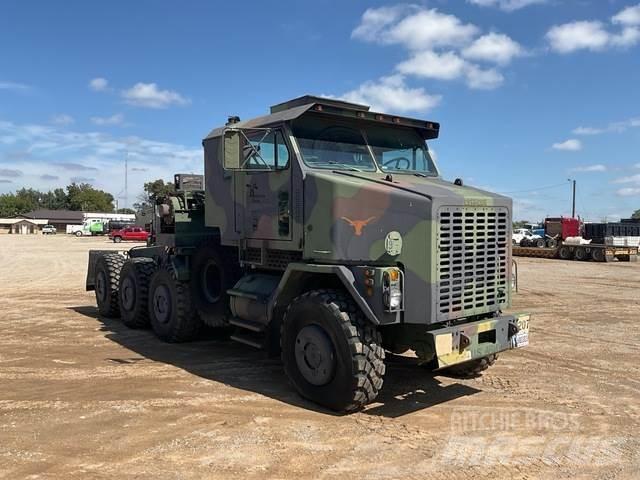 Oshkosh M1070 Автомобили за пътна помощ