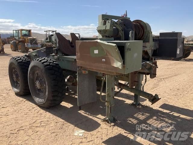 Oshkosh MK16 Нискотоварачи