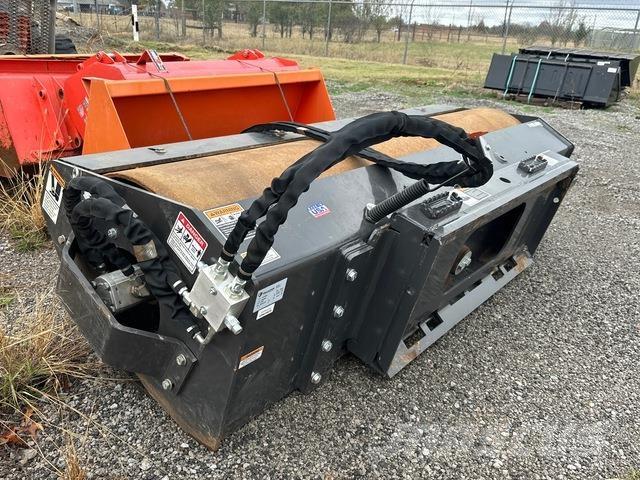 PALADIN VR84 Теглени вибрационни валяци
