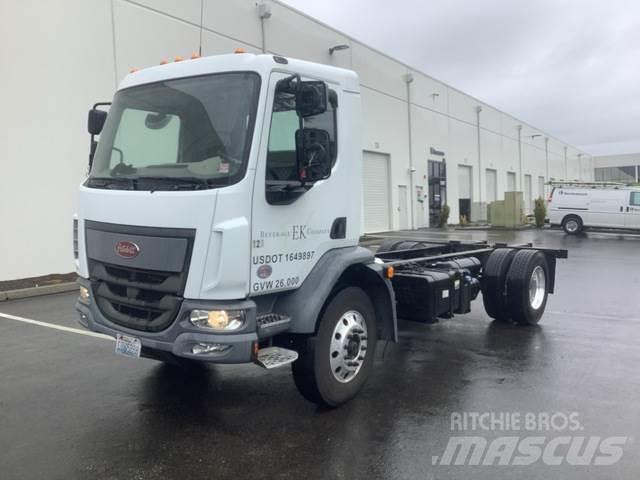 Peterbilt 220 Кабини