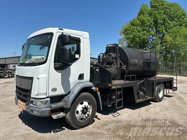 Peterbilt 220 Други
