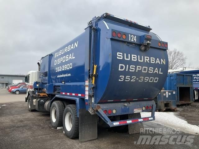 Peterbilt 320 Камиони за отпадъци