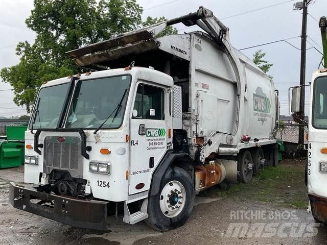 Peterbilt 320 Камиони за отпадъци