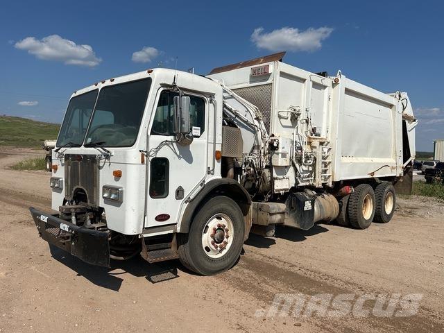 Peterbilt 320 Камиони за отпадъци