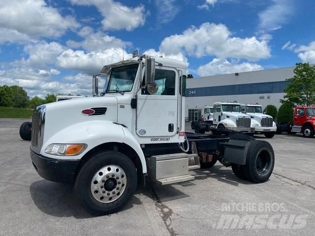 Peterbilt 337 Влекачи