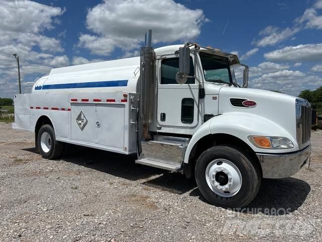 Peterbilt 337 Цистерна