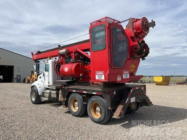 Peterbilt 340 Камиони с подвижни сондажни кули
