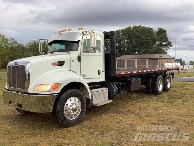 Peterbilt 348 Камиони със скипов подемник