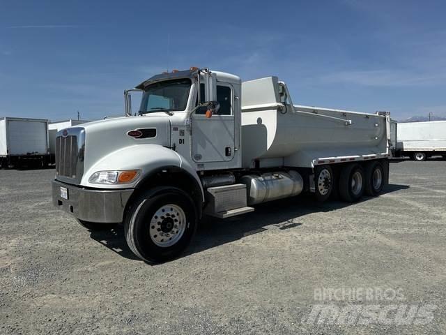 Peterbilt 348 Самосвал