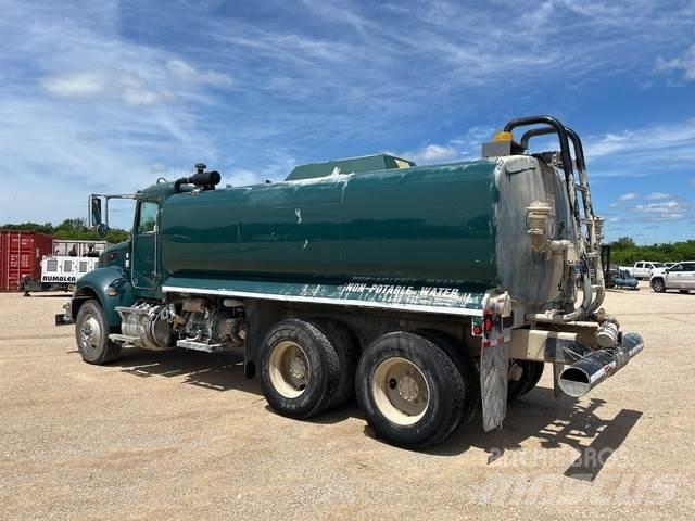 Peterbilt 348 Цистерни за вода
