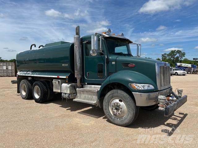 Peterbilt 348 Цистерни за вода
