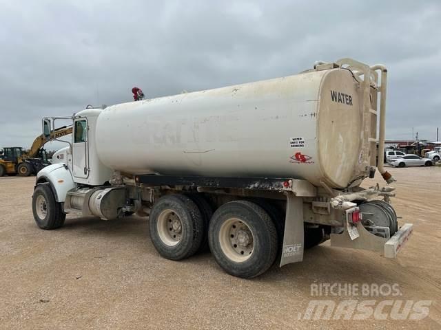Peterbilt 348 Цистерни за вода
