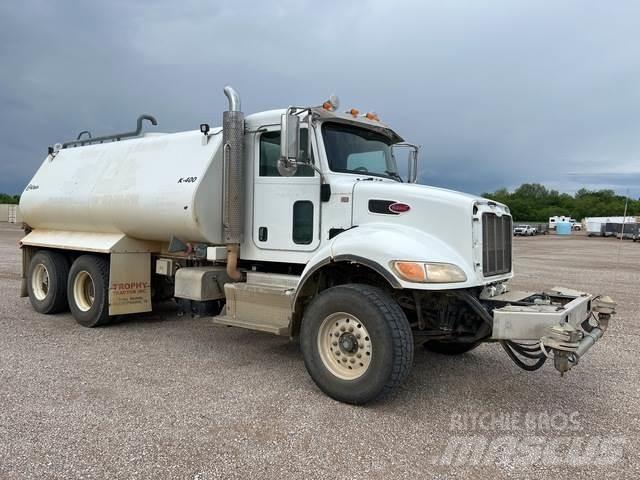 Peterbilt 348 Цистерни за вода

