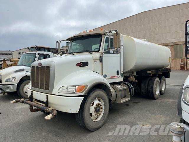 Peterbilt 348 Цистерни за вода
