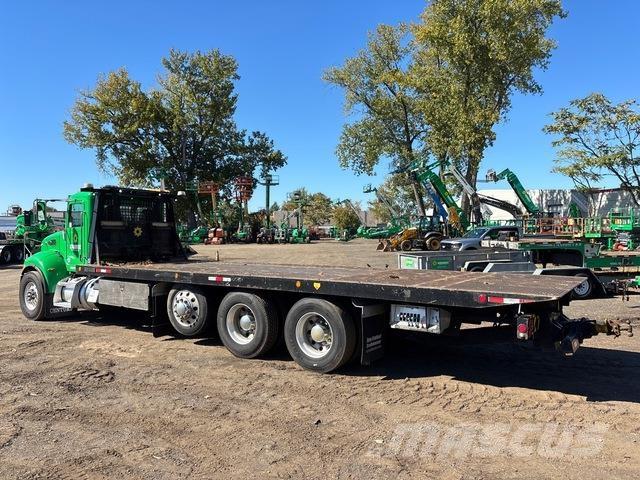 Peterbilt 348 Автомобили за пътна помощ