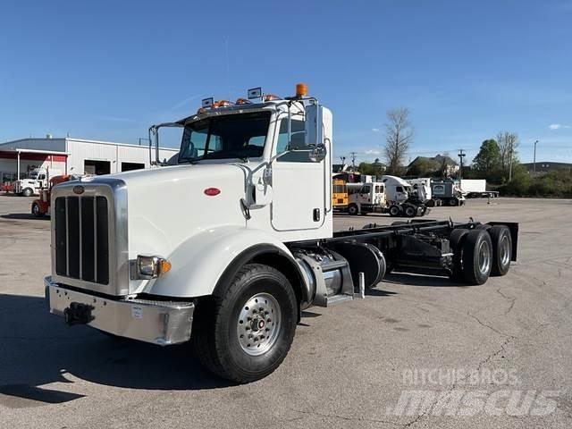 Peterbilt 365 Кабини