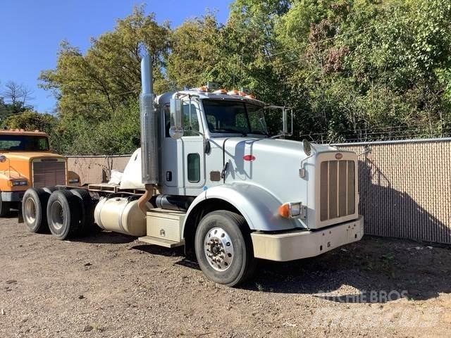 Peterbilt 365 Кабини