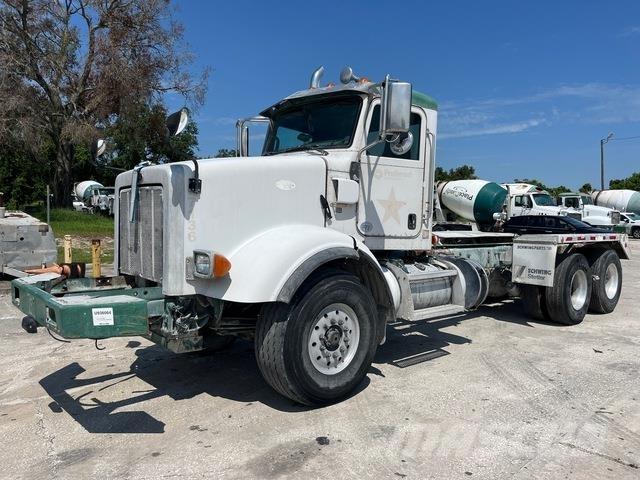 Peterbilt 365 Кабини