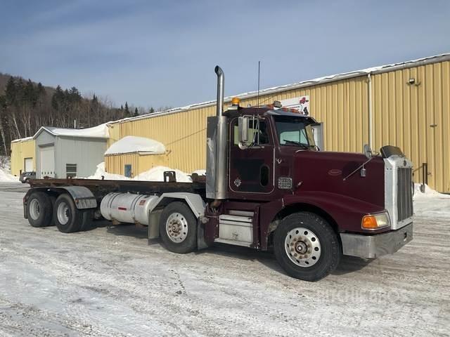 Peterbilt 377 Камиони със скипов подемник