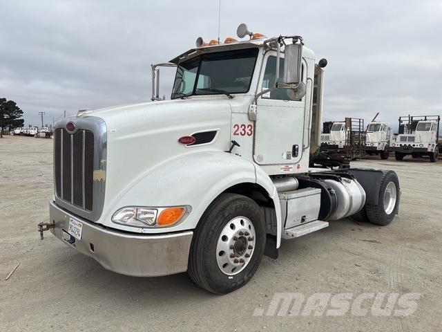 Peterbilt 384 Влекачи
