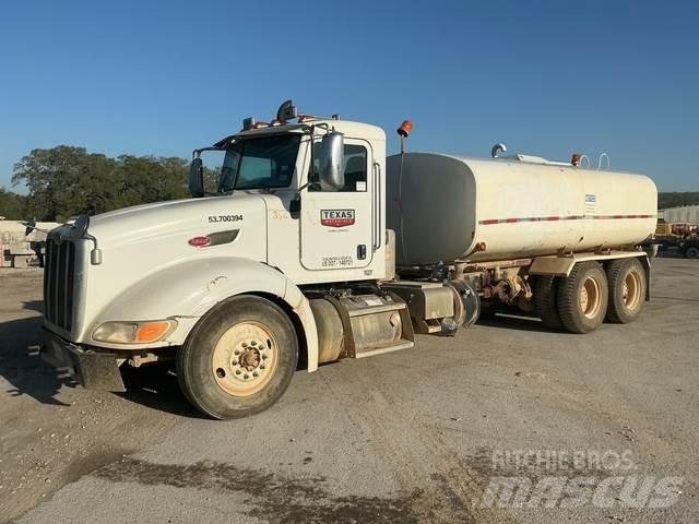 Peterbilt 386 Цистерни за вода
