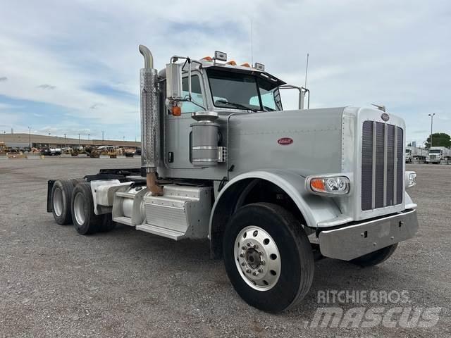 Peterbilt 388 Влекачи