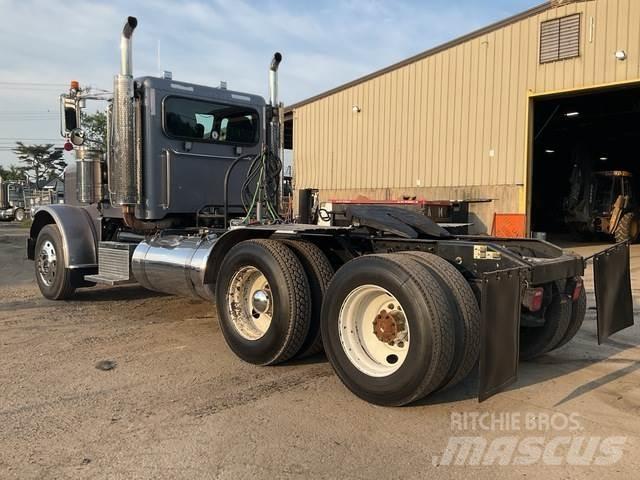 Peterbilt 388 Влекачи