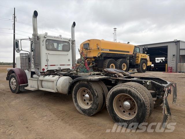 Peterbilt 388 Влекачи