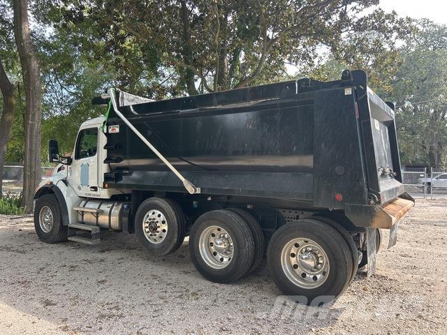 Peterbilt 548 Самосвал