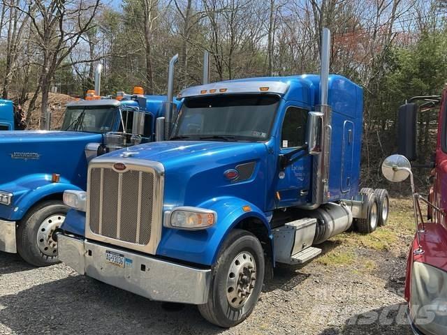 Peterbilt 567 Влекачи