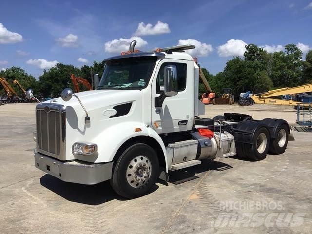 Peterbilt 567 Влекачи