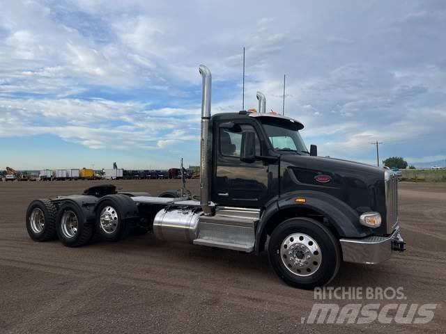 Peterbilt 567 Влекачи