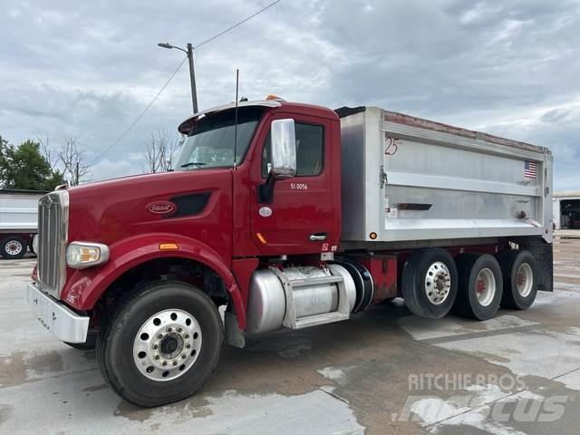 Peterbilt 567 Самосвал