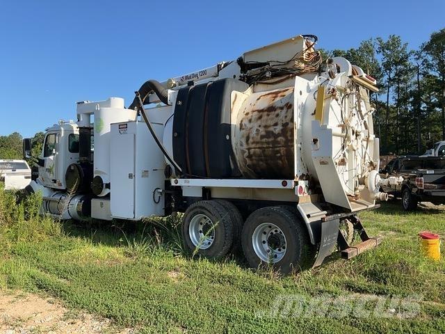 Peterbilt 567 Верижен екскаватор