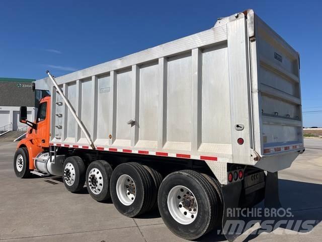 Peterbilt 579 Самосвал