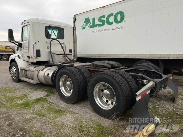 Peterbilt 579 Влекачи