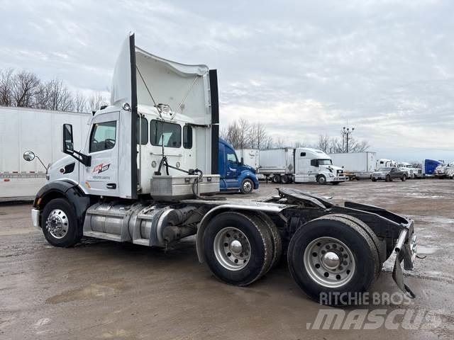 Peterbilt 579 Влекачи
