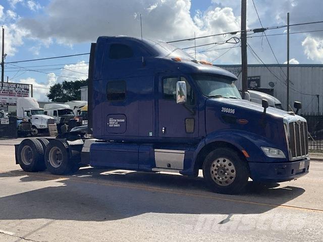 Peterbilt 587 Влекачи