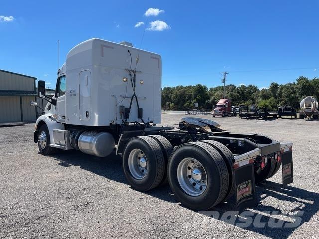 Peterbilt 589 Влекачи