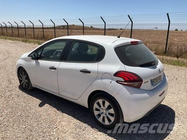 Peugeot 208 Коли