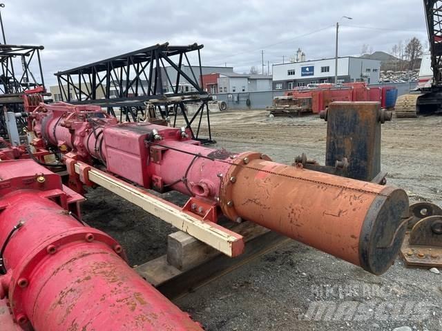  Pileco D30-32 Хидравлични чукове за набиване