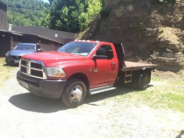 RAM 3500 Бордови