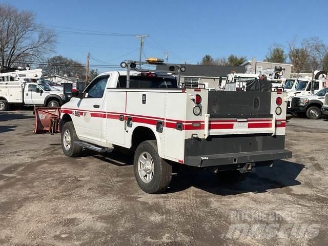 RAM 3500 Пикапи