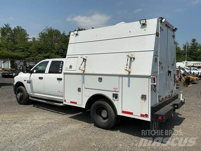 RAM 3500 Пикапи