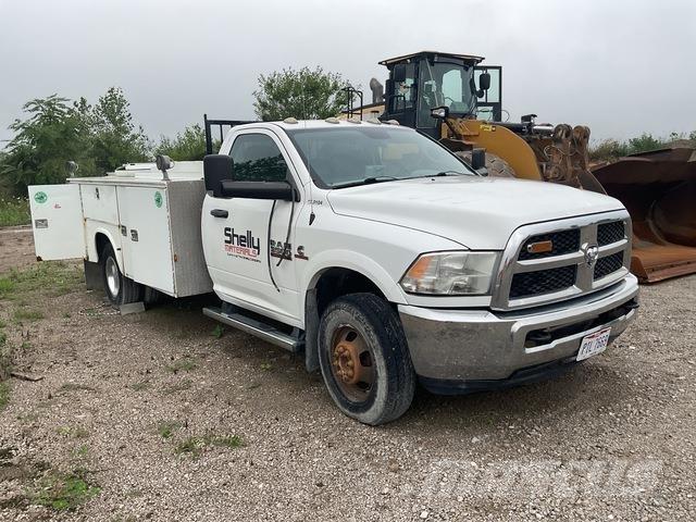 RAM 3500 Пикапи