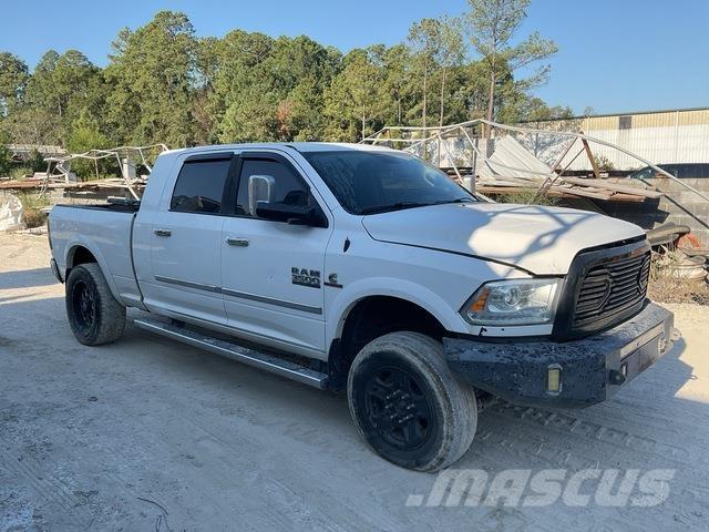 RAM 3500 Пикапи