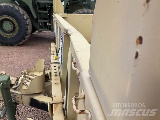  Raytheon M1102 Други ремаркета