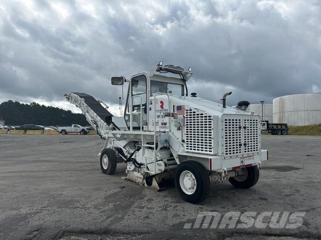 Roadtec CB100 Машини за почистване на закрито
